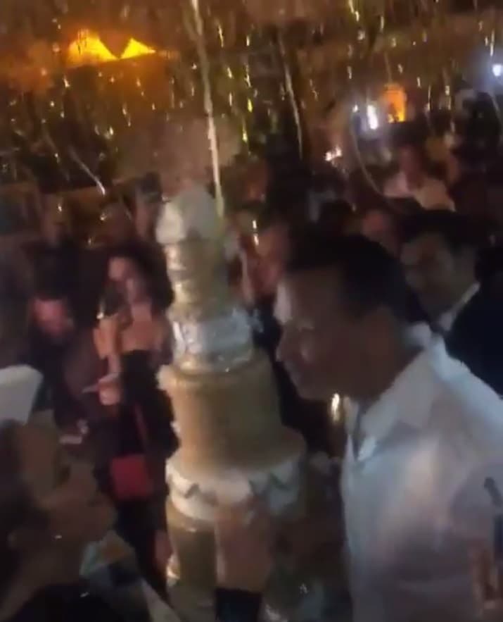 JLo y ARod se cantaron mutuamente el 'Happy Birthday'.