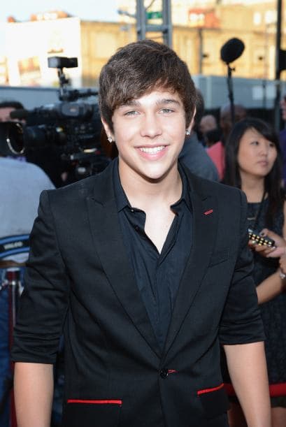 Austin Mahone te espera este jueves 20 de febrero en Premio Lo Nuestro 2014, que arranca en punto de las 7 PM/6 C por Univision.
