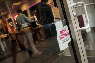 El indicador de la economía en Estados Unidos subió 0.8% en septiembre