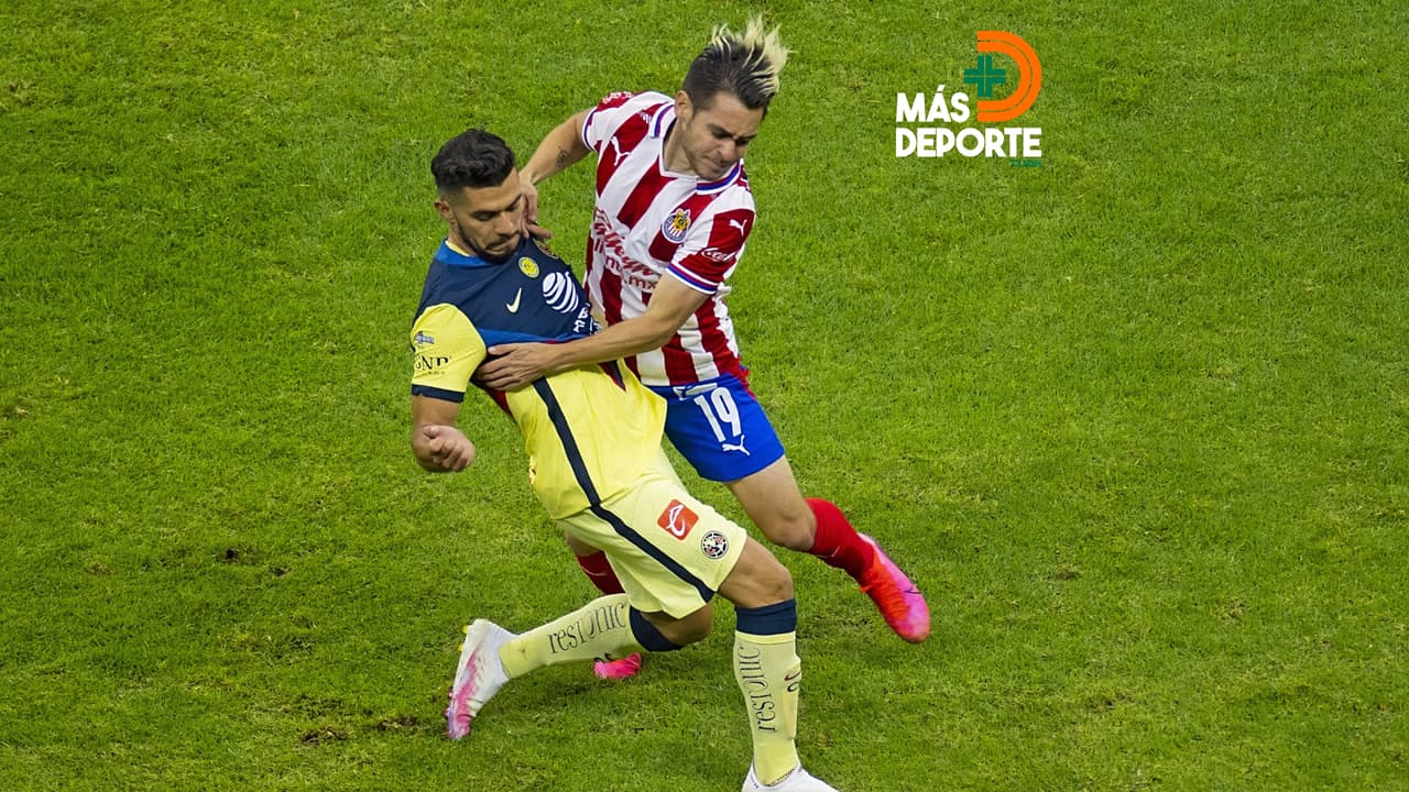 Oribe Peralta recibió el respaldo de Javier Hernández 