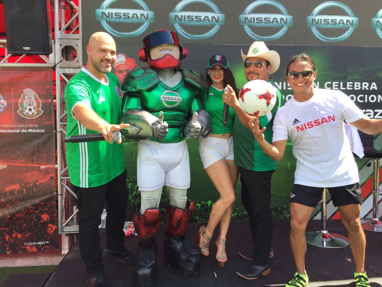 'El Bueno, La Mala y El Feo' más mexicanos que el chile en Houston.