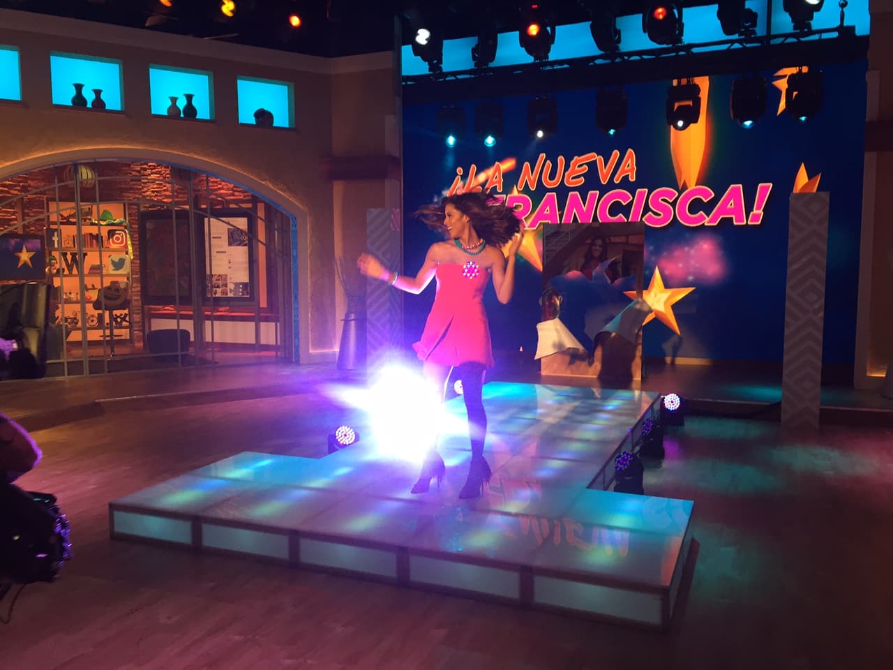 Francisca se dio vuelo con su cabello, el corte que le hizo Millie le sentó de maravilla.