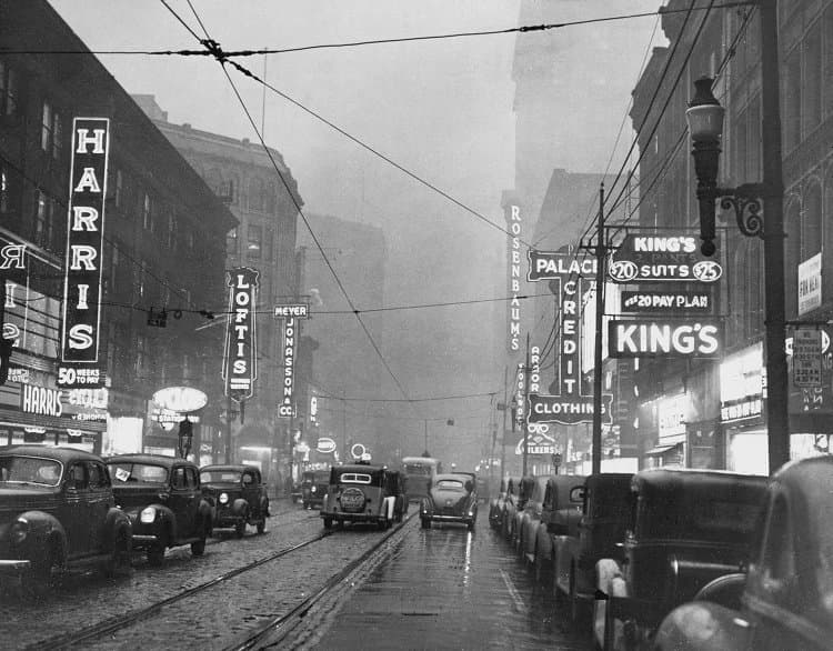 “Cuadra 600 de la Avenidad Liberty”. 1940.