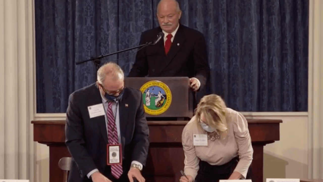 Carolina del Norte otorga los 15 votos del Colegio Electoral a Trump