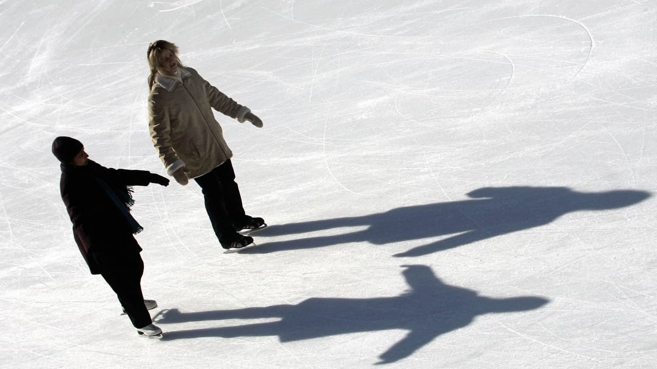 <h3 class="cms-H3-H3"><b>McKinley Park</b></h3>
<br>Una pista ideal para los residentes de vecindarios como Brighton Park o Back of the Yards, ubicada en Western Boulevard y West Pershing Road. 
<b>Los costos son de $7</b> y no se requiere reservación. Más información 
<a href="https://www.chicagoparkdistrict.com/parks-facilities/mckinley-william-park" target="_blank">en la página del parque</a>.