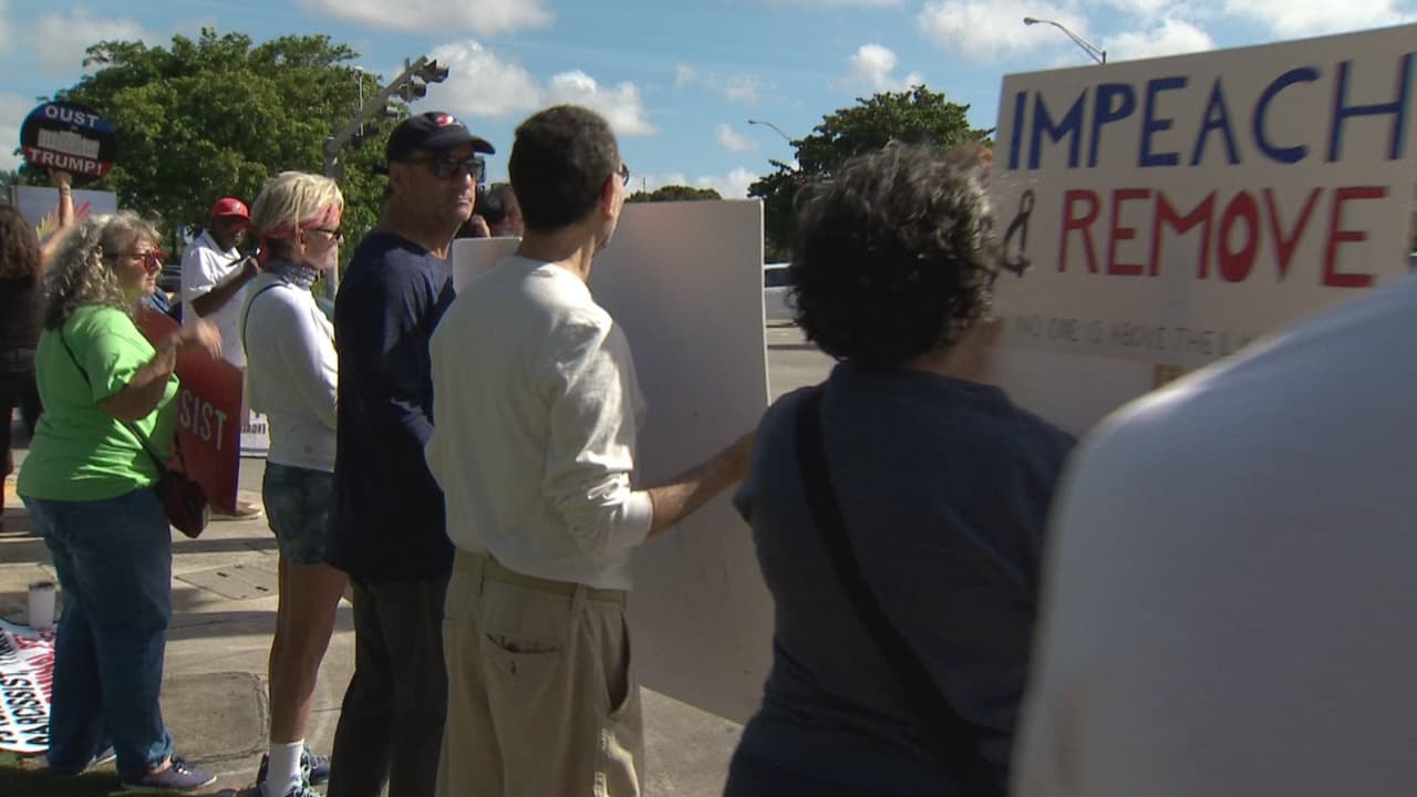 De acuerdo con los manifestantes, otros eventos de este tipo se llevaron a cabo en otras ciudades del país, incluyendo Washington D.C. 
<br>