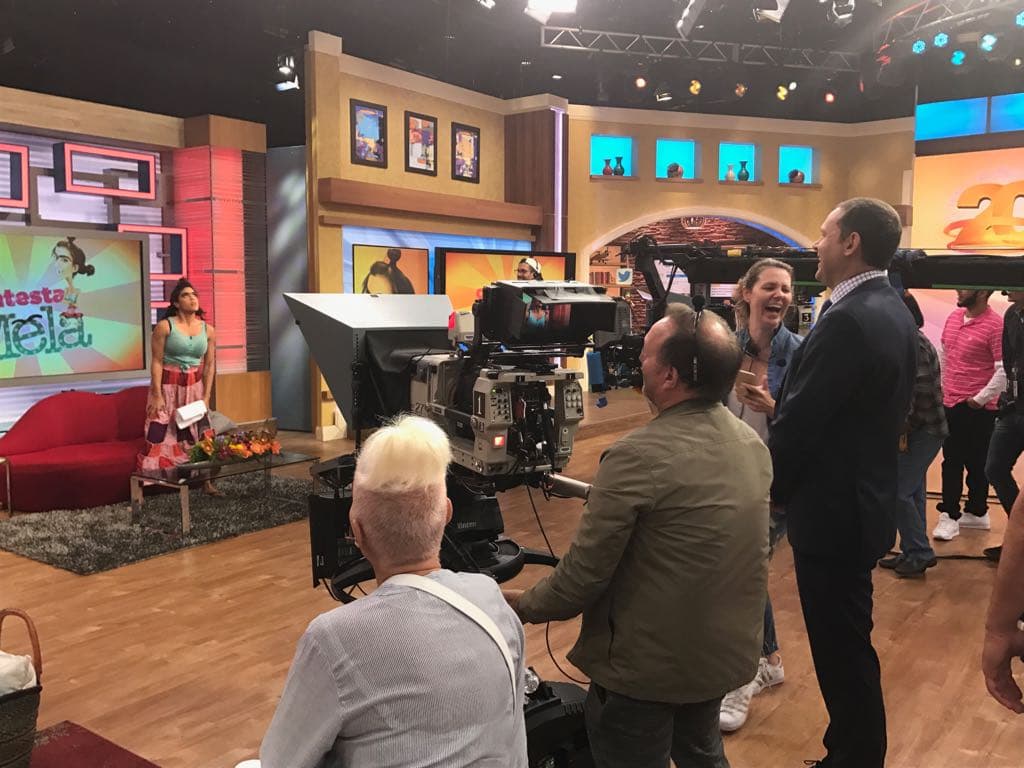 Todos en el estudio se divirtieron y rieron sin parar.