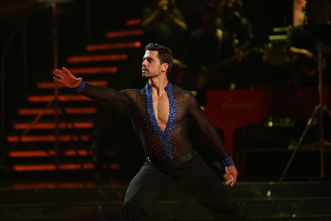 Cada uno de los pasos y movimientos fueron halagados, durante su baile de 'Dreaming of you'.