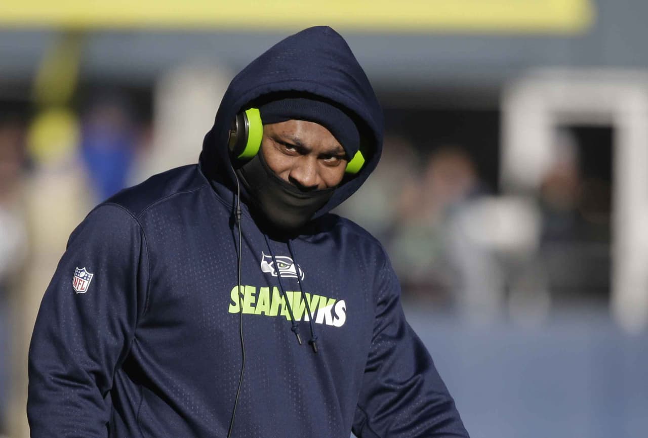 Marshawn Lynch no jugó contra los San Francisco 49ers por una lesión en el abdomen