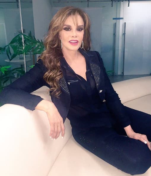 "Ella 
<b>lleva unas semanas de ataques</b>: que trabajé en el siglo pasado, que esto, que el otro. Lo único que puedo decirte es que siempre es una de sus estrategias: 
<b><a href="https://www.univision.com/shows/despierta-america/controla-a-tu-amiguita-laura-zapata-acuso-a-yolanda-andrade-con-thalia-y-asi-respondio-la-cantante-video" target="_blank">se pelea con Thalía, con Yolanda (Andrade)</a><a href="https://www.univision.com/shows/despierta-america/controla-a-tu-amiguita-laura-zapata-acuso-a-yolanda-andrade-con-thalia-y-asi-respondio-la-cantante-video" target="_blank">,</a></b> conmigo. 
<b>Esto es acoso</b>", sentenció el 11 de octubre.
<br>