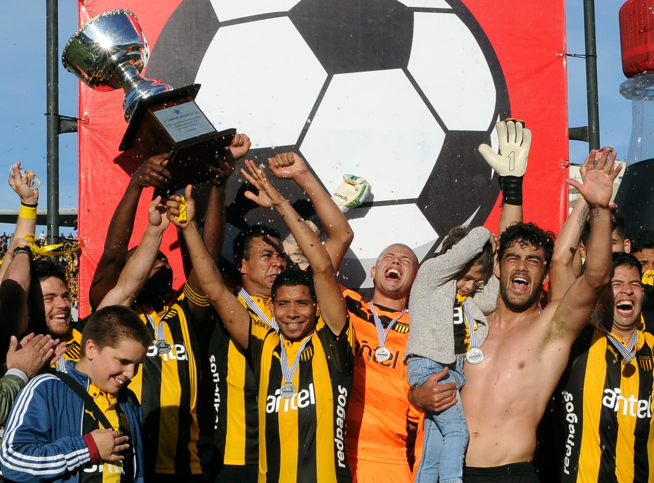 Peñarol, campeón del torneo Apertura uruguayo