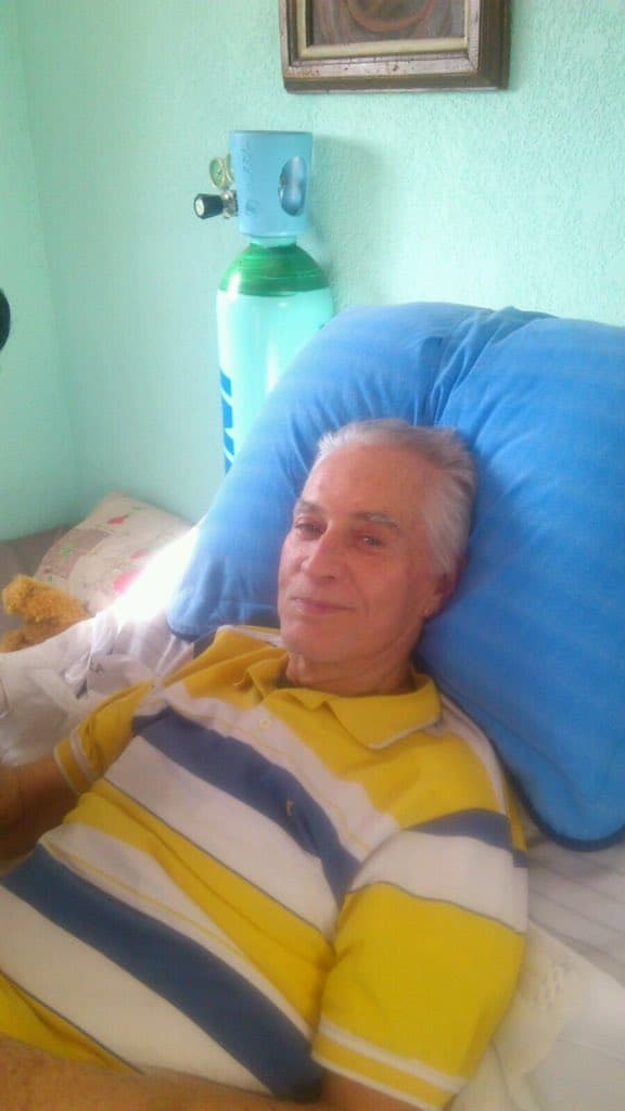 Su esposa Maribel Robles es el pilar de la familia y es quien decidió que el actor terminara su recuperación en casa. Recordemos cómo ha sido su historial médico.