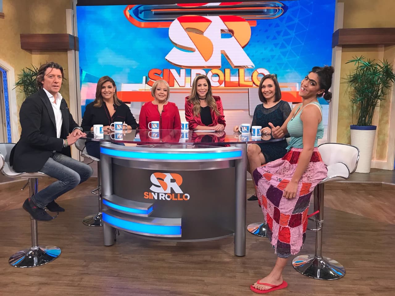 Y así despedimos esta charla, Mela estaba feliz y lista para volver a Sin Rollo.