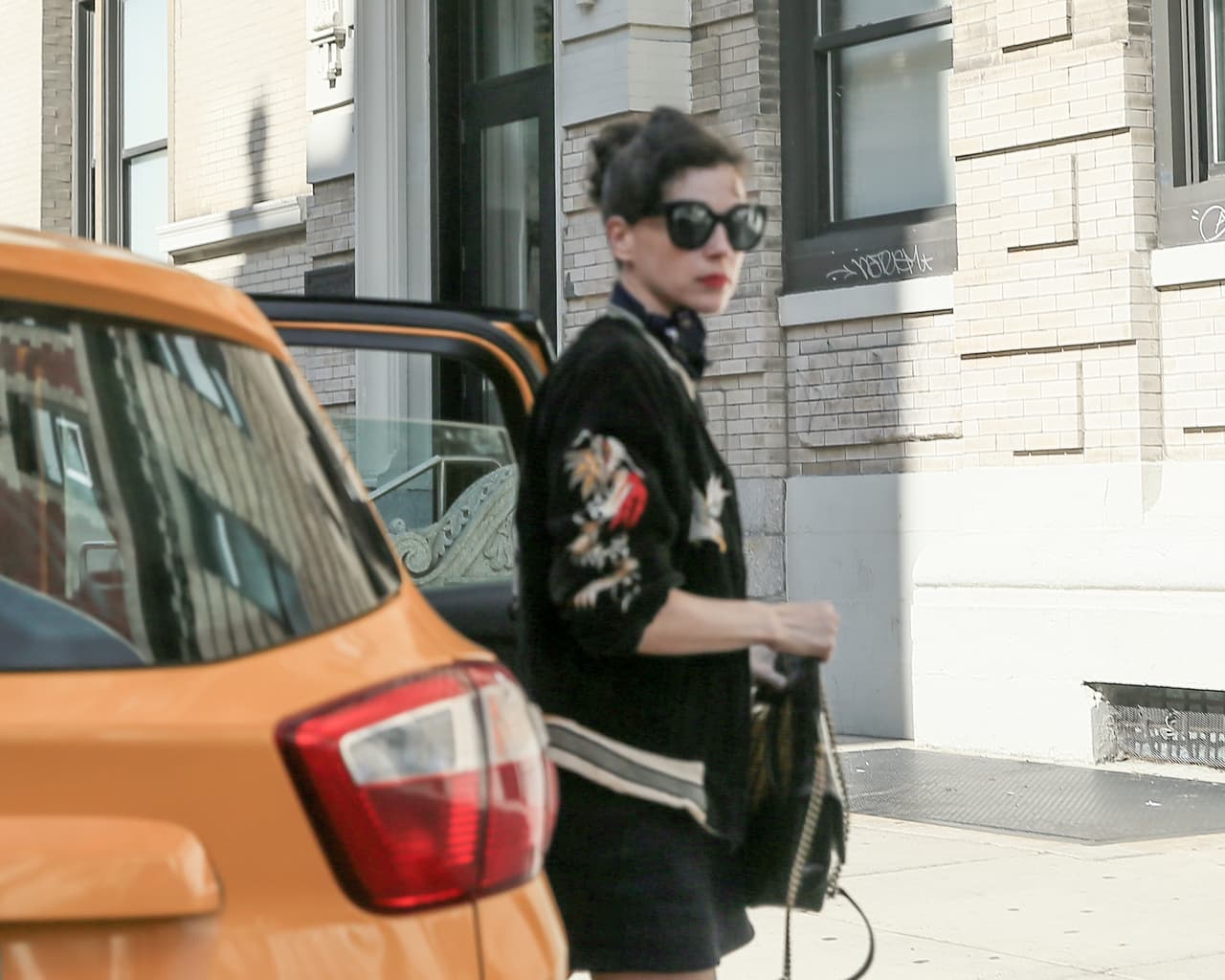 St. Vincent es la novia de la actriz y modelo Cara Delevingne.