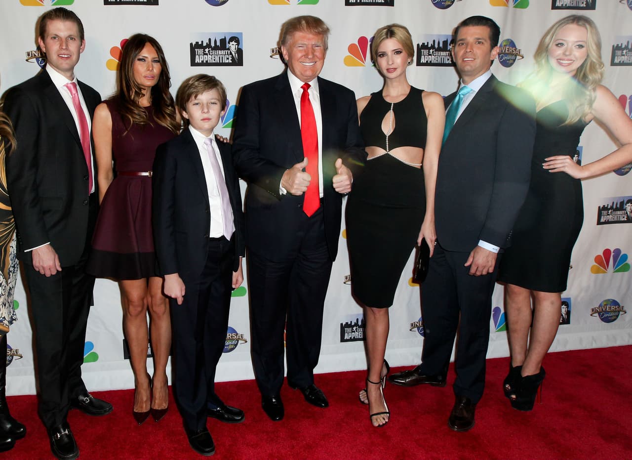 Toda la familia de Donald Trump ha sido parte de la campaña presidencial y en los próximos meses, hasta noviembre al menos, estarán en las noticias en forma periódica, y en especial en las redes sociales, algo que su papá Donald usa todos los días para hacer comentarios de campaña, anuncios y críticas a sus opositores.