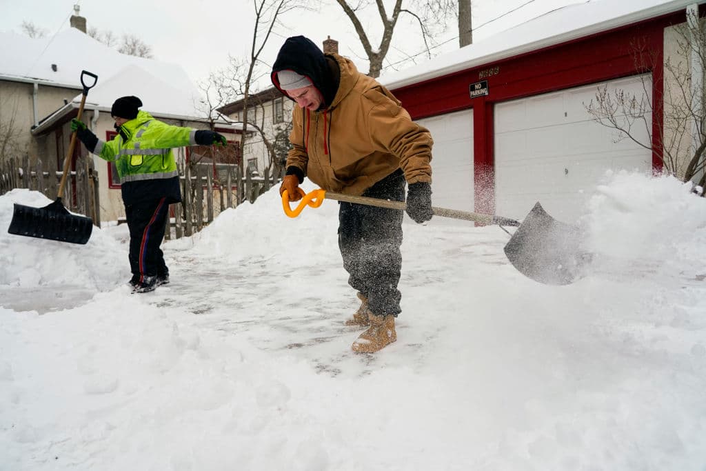 Una poderosa tormenta con fuertes nevadas y vientos huracanados azotará esta semana desde Utah hasta Minnesota
