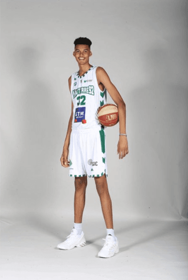 Nació en Le Chesnay, un pueblo que se situa a 20 km de París.