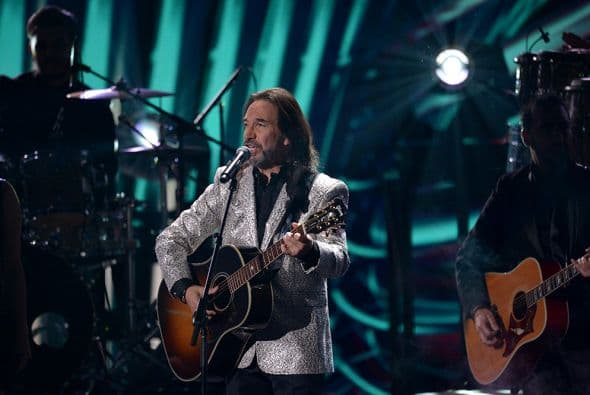 Uno de los más aplaudidos de la noche fue Marco Antonio Solís.