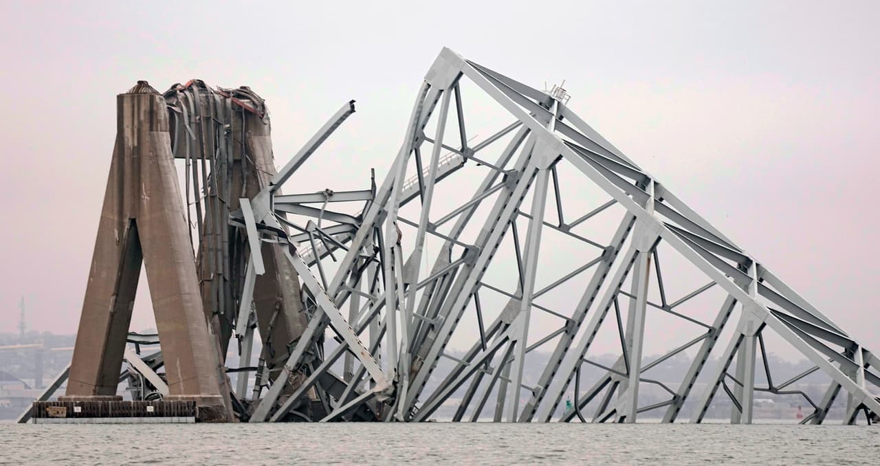 Sin embargo, será sin duda un aspecto que tendrán que abordar más temprano que tarde las autoridades, sin dejar de lado el tema de la remoción de escombros y el rescate de los cuatro cuerpos que faltan.