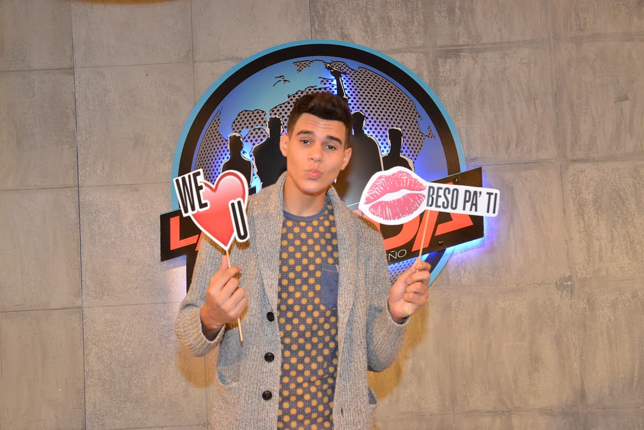 No todo puede ser ensayo, estudio y mucha concentración. Los chicos se tomaron un break del día y día and they played around.