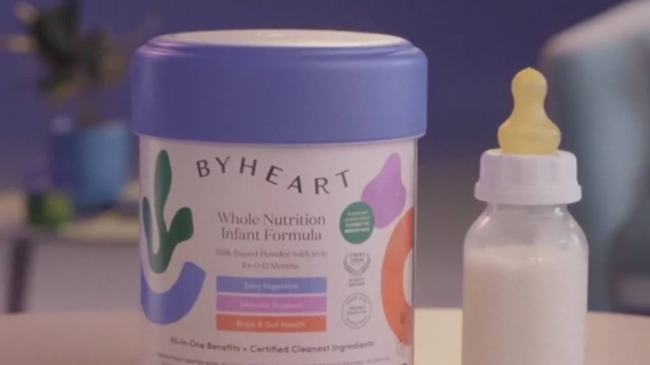 Familias demandan a la compañía de fórmula ByHeart por casos de botulismo en bebés