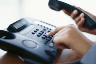 <b>Confirma lo antes posible. </b>De esta manera el anfitrión puede planear el evento adecuadamente. 
<br>