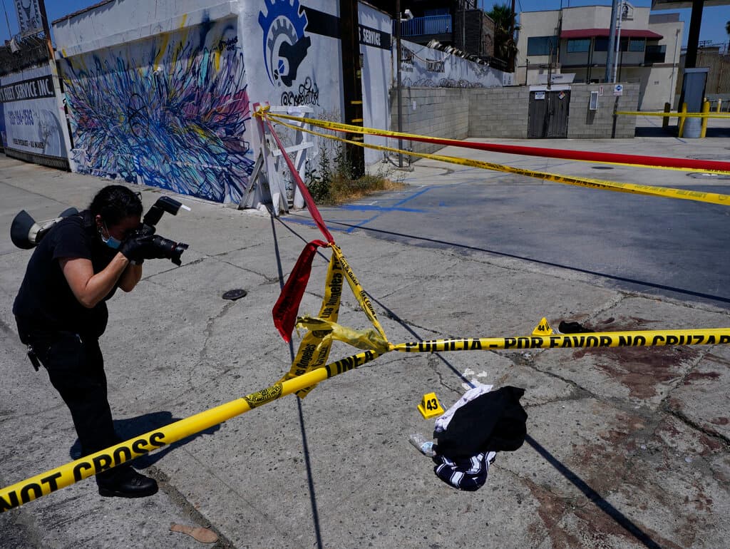 Homicidios en Los Ángeles alcanzan el nivel más alto en 15 años durante primer semestre del 2022