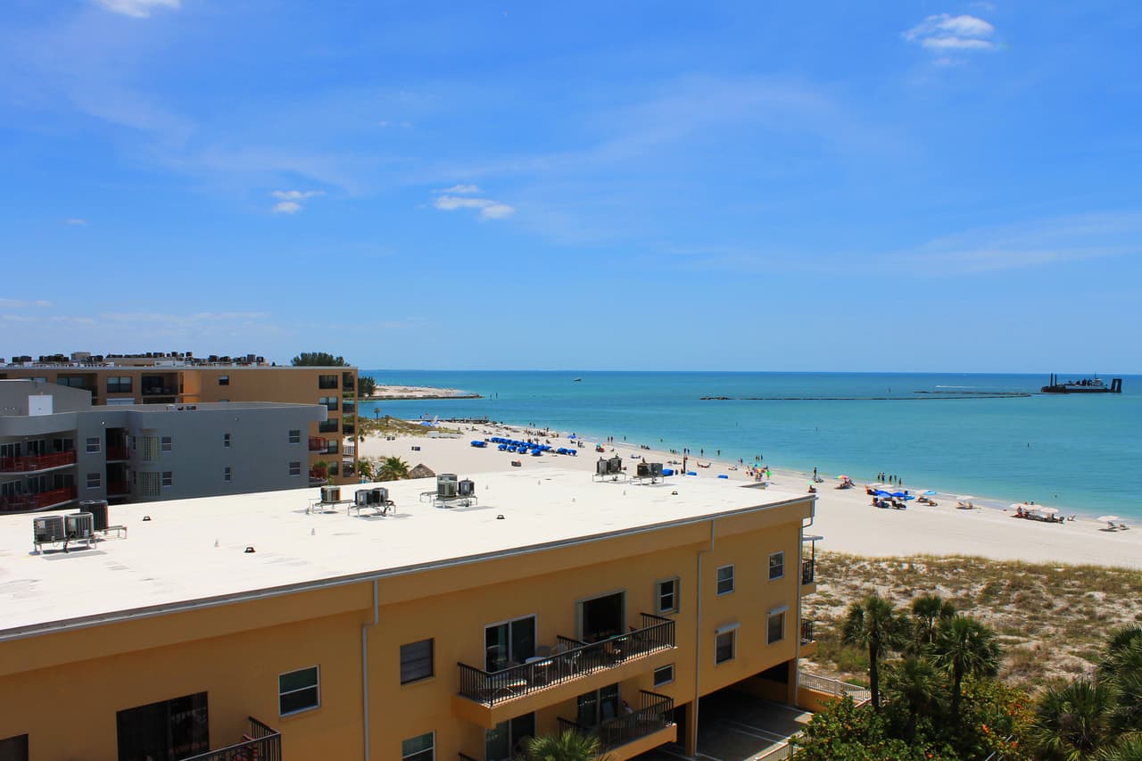 <b>Puesto 9.</b>
<b>Playa de Madeira Beach, Florida.</b> “La playa está muy limpia, vimos que una máquina era utilizada para limpiar la arena cada mañana. Puedes disfrutar de un agradable paseo por la playa por muchas millas”.