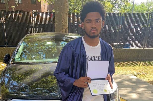 Matan en NYC a chico de 17 años que "cualquier madre hubiera querido para esposo de su hija"