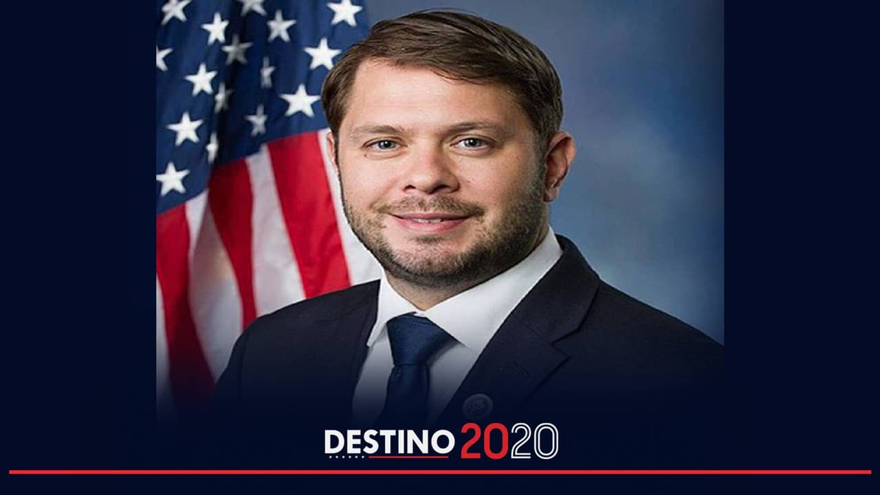 Ruben Gallego gana la contienda por el distrito 7 para la Cámara de Representantes