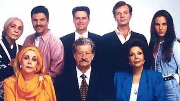 Actuó junto al primer actor Ignacio López Tarso, Rebecca Jones, Ari Telch, Alejandro Camacho y Kate del Castillo.