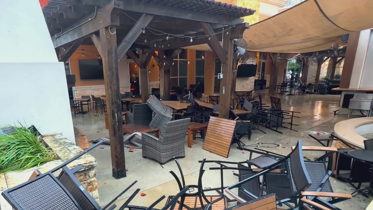 Fuerte tornado provoca múltiples daños en el noreste de San Antonio