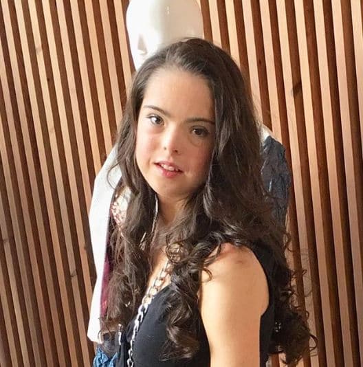 "Esa fecha se está acercando, cada vez que lo pienso se me pone un nudo en la garganta y me entran ganas de llorar, me hace mucha ilusión. Voy a desfilar en Nueva York, no tengo palabras, voy a cumplir mi sueño", confesó.