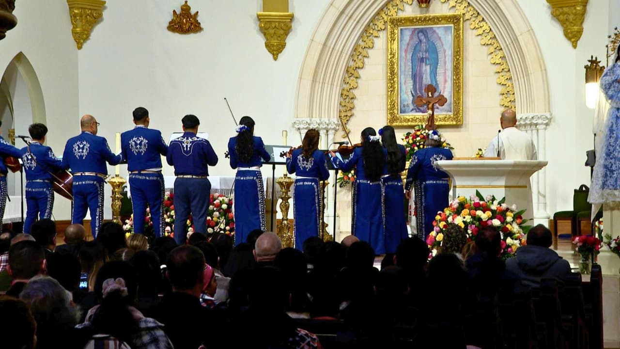 La Catedral de Nuestra Señora de Guadalupe no solo es un espacio de adoración, sino también 
<b>un testigo silencioso de la historia y la devoción que han marcado a la comunidad católica de Dallas durante más de 400 años.</b> A través de las actividades y ceremonias del 12 de diciembre, esta celebración une a los fieles en una gran fiesta de fe, que trasciende barreras y tiempos.