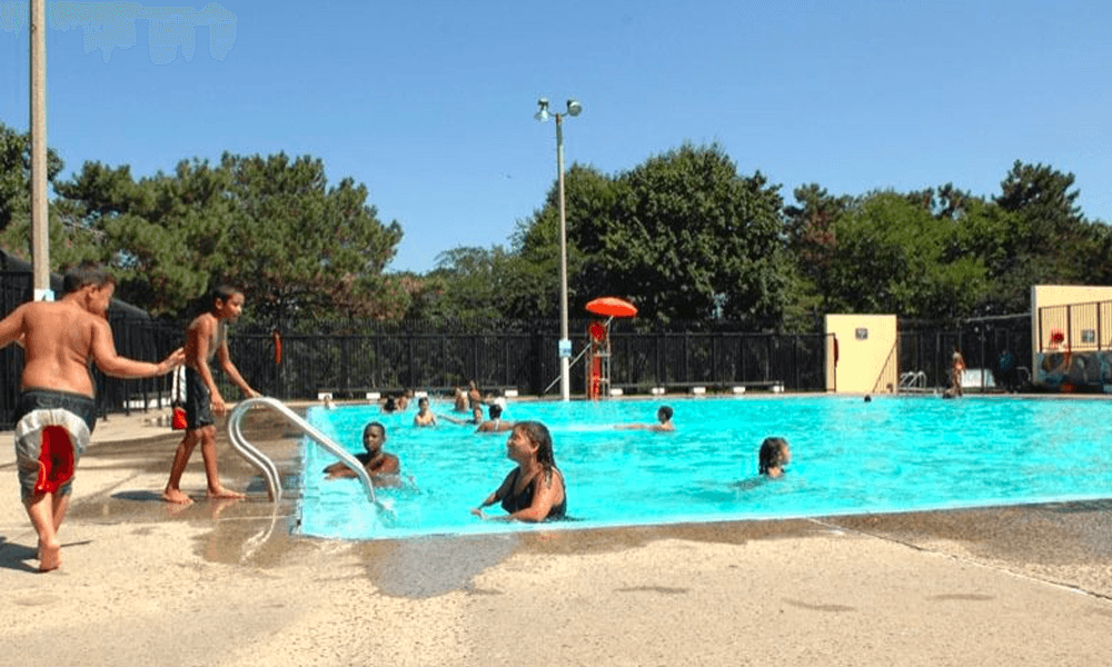 <h3 class="cms-H3-H3">Claremont Pool (Bronx)</h3>
<br>392 E 170th St, The Bronx, NY 10456