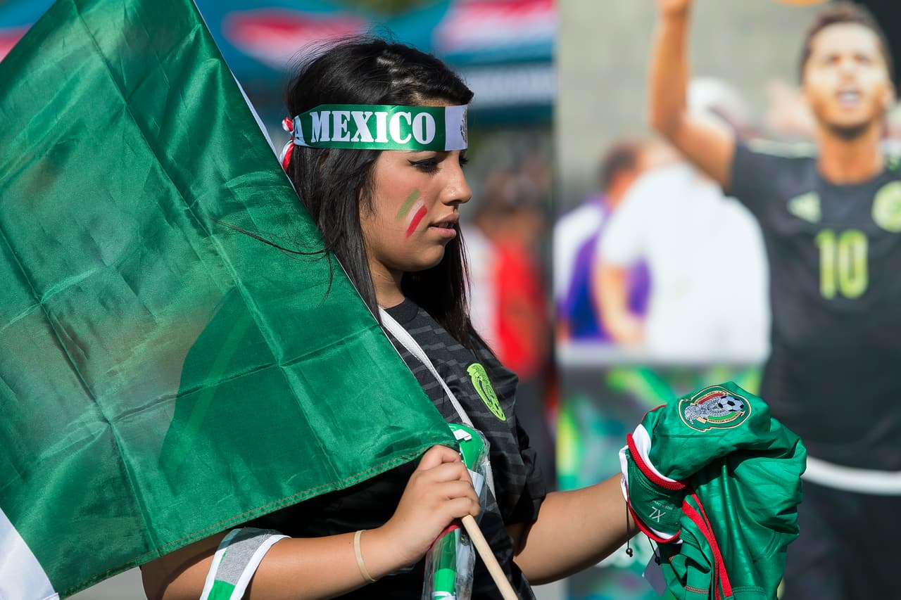 El color de la afición mexicana en el México vs T&T en Salt Lake, Utah