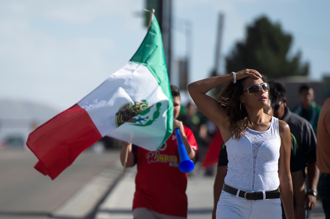 El color de la afición mexicana en el México vs T&T en Salt Lake, Utah