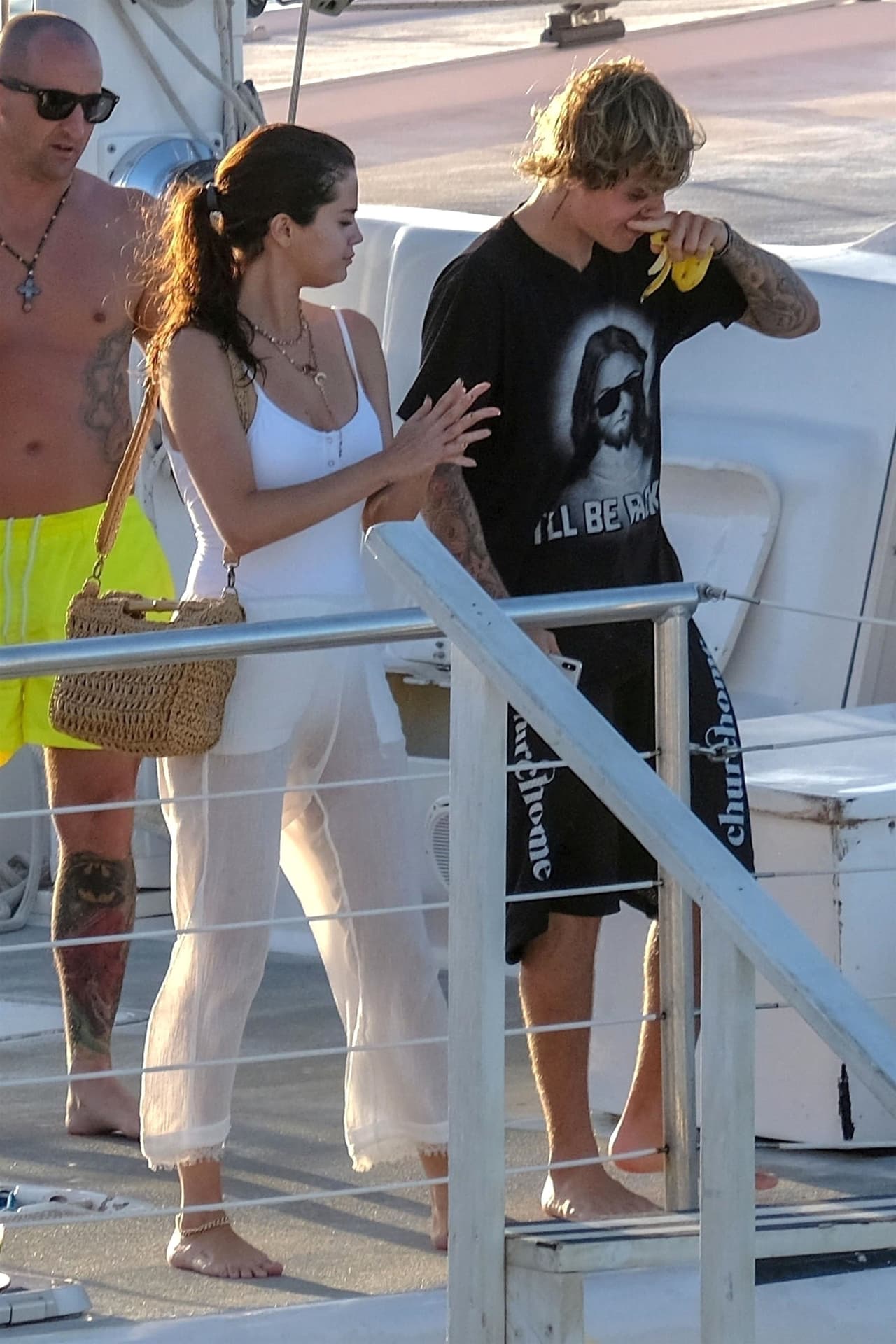 Gómez habría querido que llevaran las cosas de una manera más discreta y lejos de las cámaras, según informó el sitio E!.