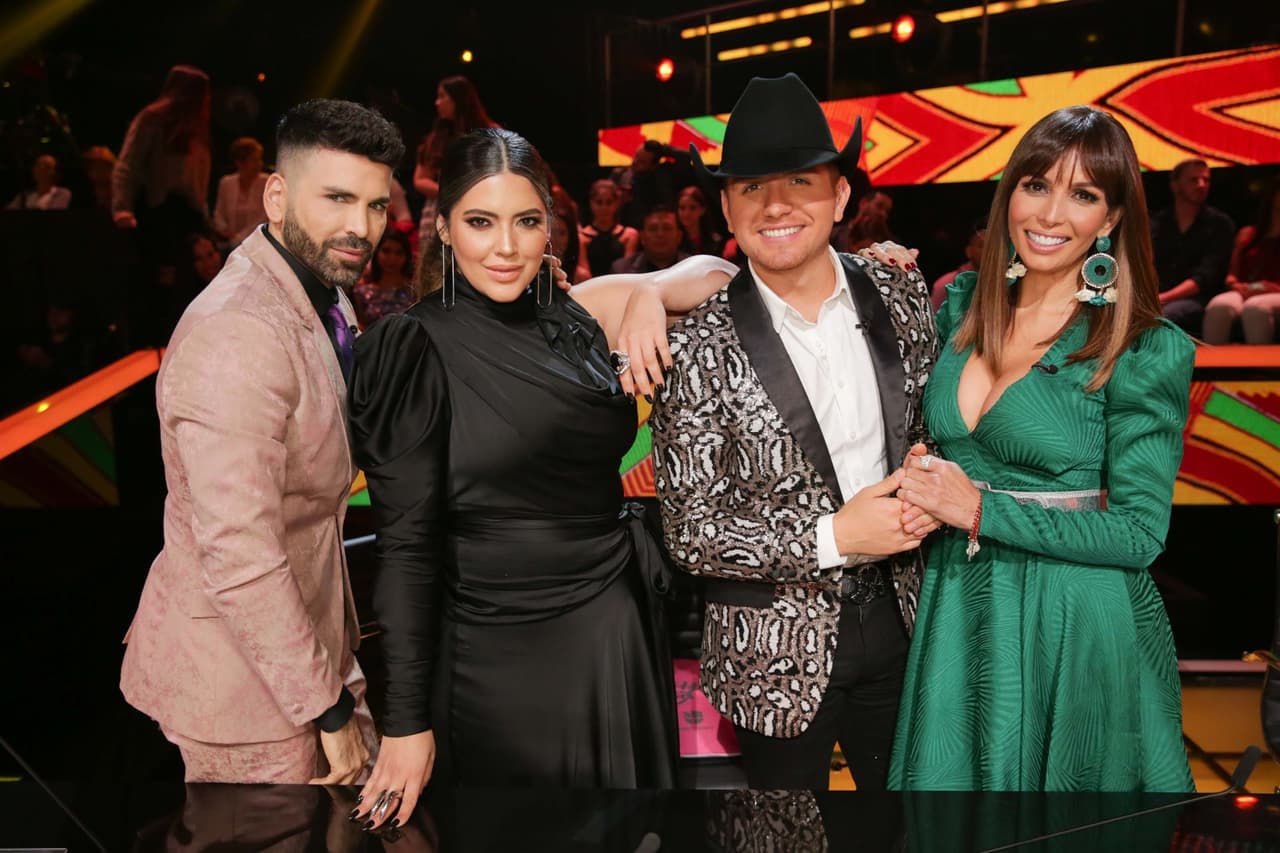 Esta noche venían con los cuchillos afilados.