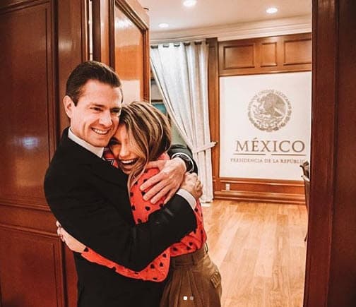 Sofía siempre dijo llevar muy buena relación con Peña Nieto y hablaba cariñosamente de él, sin embargo, cuando se le preguntó su opinión ahora que el exmandatario fue captado con la modelo Tania Ruiz en una boda en Acapulco, Guerrero, prefirió no dar declaraciones.