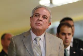 Tomás Regalado propone solución temporera a deshechos humanos en Downtown