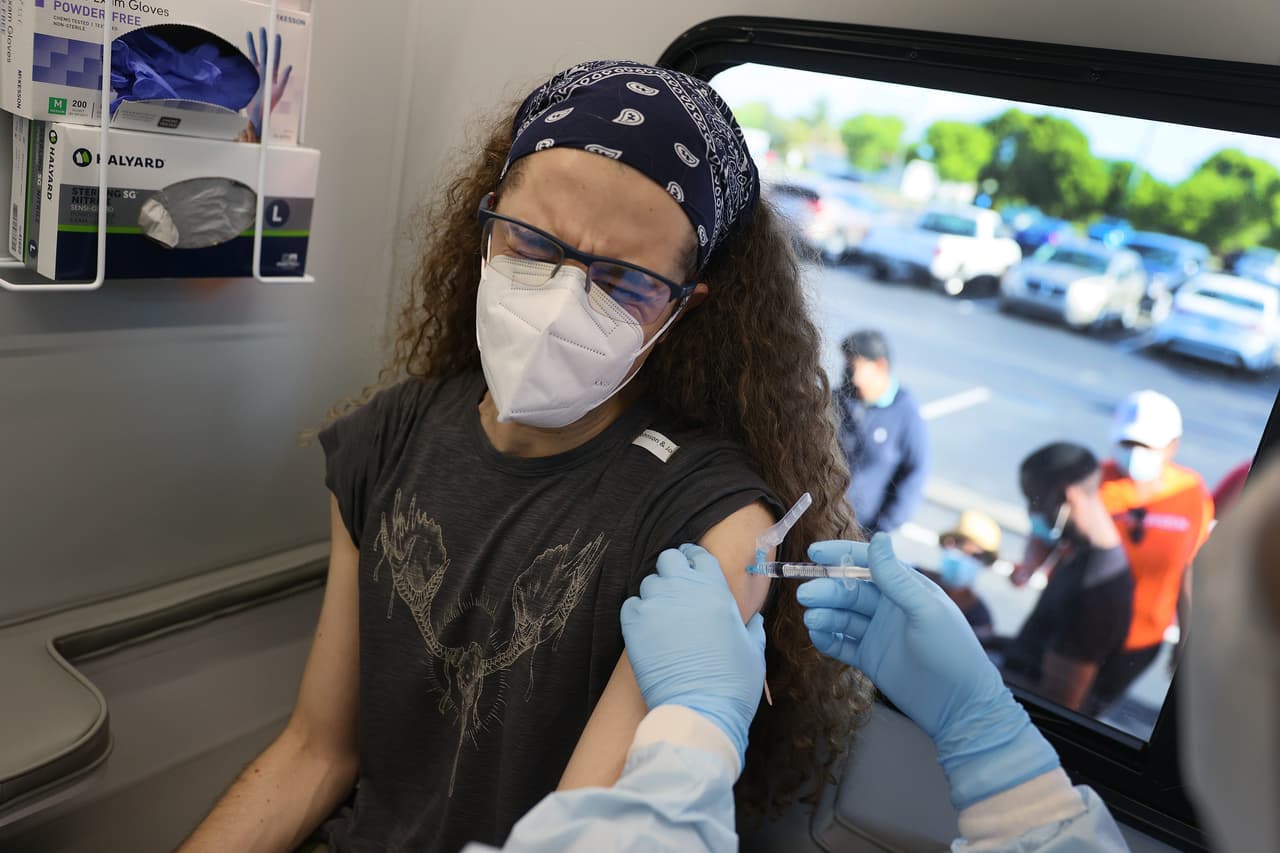 “Tenemos una ley que protege a las personas y la privacidad de los ciudadanos, y vamos a hacerla cumplir”, dijo DeSantis.
<br>