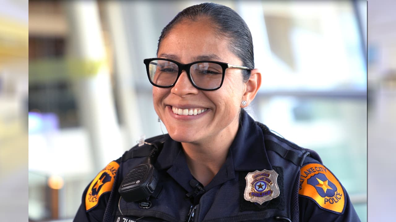 Berenice sabe que cada día que sale al trabajo pone su vida en riesgo para cumplir con las obligaciones que tienen todos los policías.