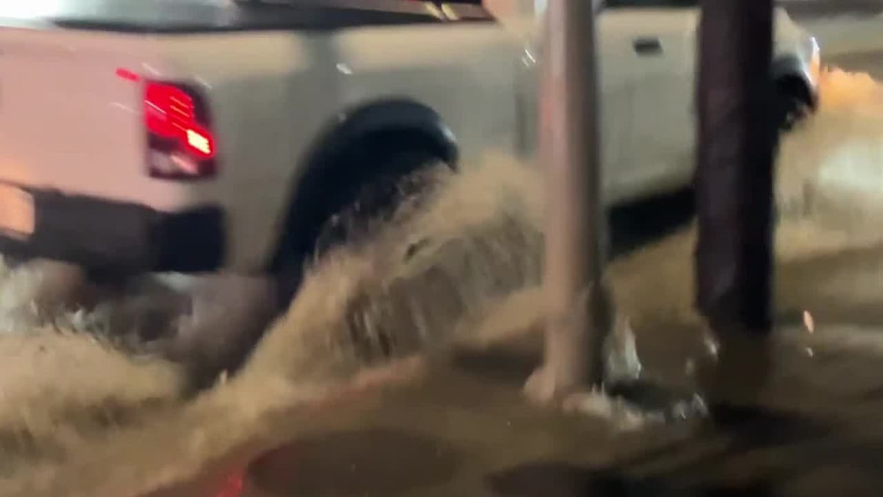 Pagos de hasta $10,000 a conductores de vehículos dañados por baches: ¿cómo solicitarlos?