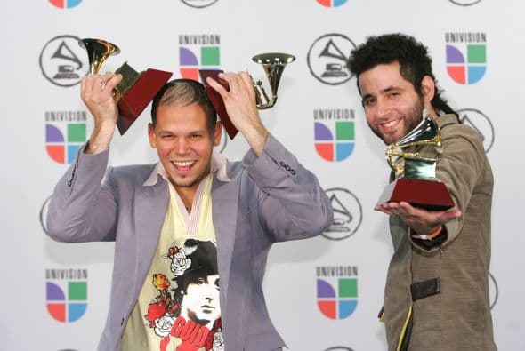 Calle 13 se llevó sus primeros tres premios en 2006: Mejor Nuevo Artista, Mejor Álbum de Música Urbana y uno más gracias a su exitoso tema'¡Atrévete Te, Te!' que ganó Mejor Video Musical Versión Corta.