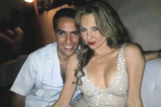 En 2011, Michelle Vieth inició una relación con el torero Christian Aparicio, con quien tuvo dos hijos más, los pequeños Christian y Selika.