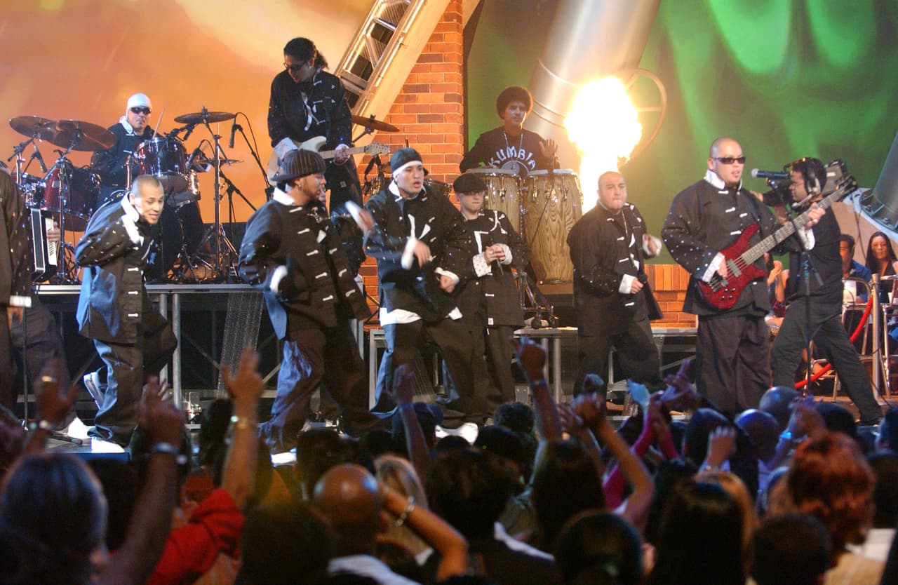 En 2006 volvieron a aparecer para cantar sobre el escenario el tema 'Pachuco'.