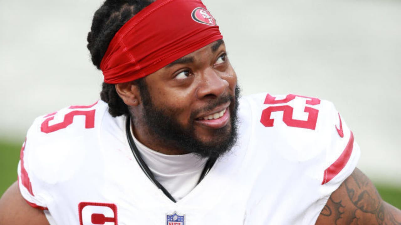 Richard Sherman abandona la prisión con varias condiciones