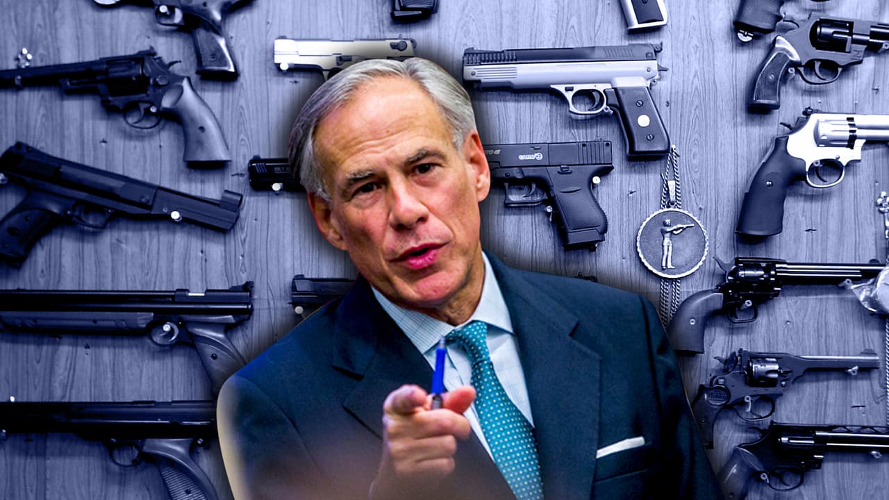 Texanos ya pueden portar armas sin licencia; el gobernador Greg Abbott firma la ley
