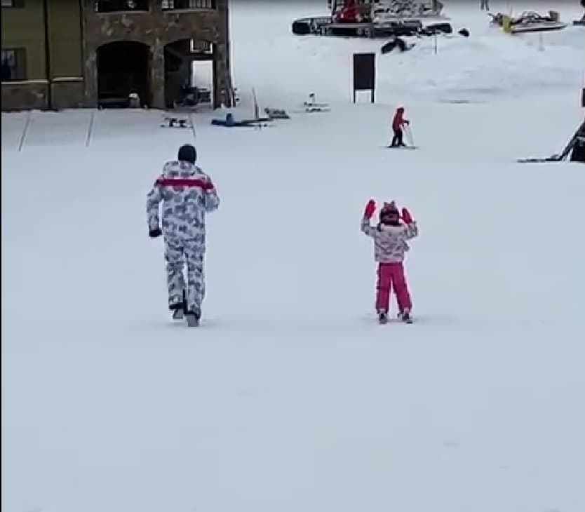 No hay duda que Michelle tiene madera de deportista y lo hizo muy bien. Alan todo el tiempo la cuido y le dio las lecciones necesarias para que pronto suba a otro nivel.